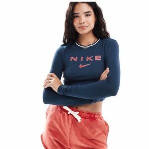 Nike Women's Blue Long Sleeve Tee